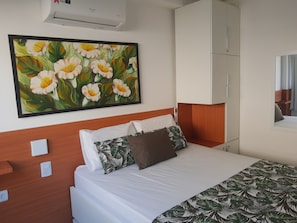 1 bedroom, hypo-allergenic bedding, individually decorated, free WiFi