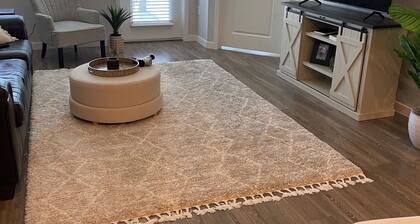 Lakewood Ranch luxury apartment! Walk to shopping/dining