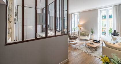 NEW-Hyper Centre-Cozy Chic-Renovated apartment with all comforts-AC-Balconnet-asc-Park