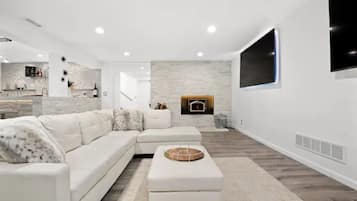 Smart TV, fireplace, computer monitors