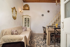 Interior - Aspasias Traditional House (Rhodes)