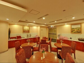 Dining - Hanting Premium Hotel (Shanghai)