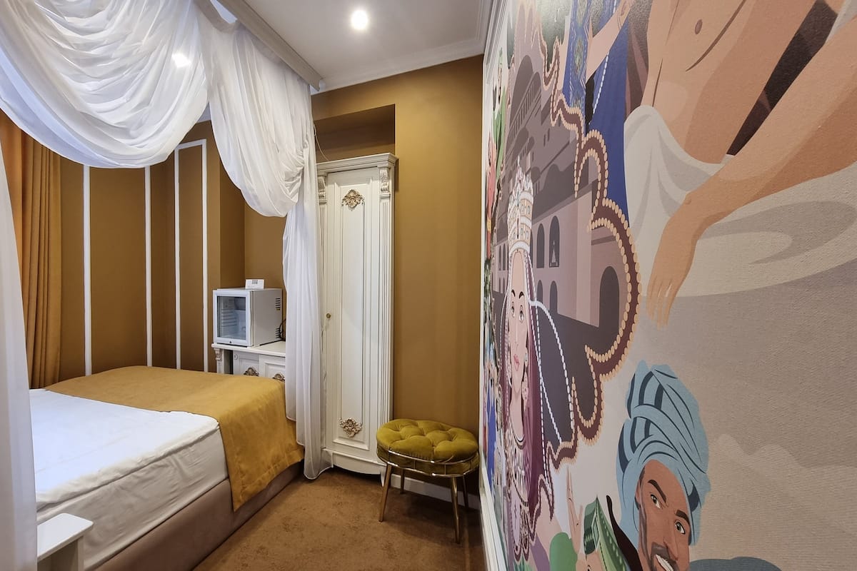 Ropa de cama de alta calidad, colchones Select Comfort y minibar