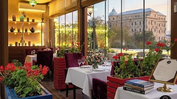 Dagelijks à la carte ontbijt inbegrepen