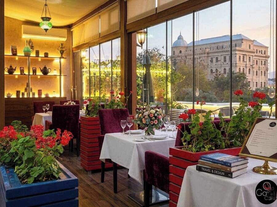 Desayuno a la carta incluido todos los días