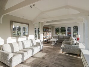 Cottage | Interior - Valley View (Dalton-in-Furness)