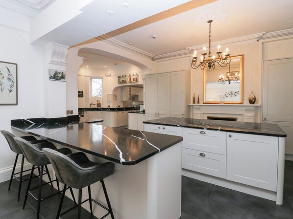 Fridge, dishwasher, electric kettle, toaster