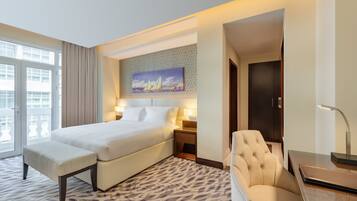 Suite, 1 chambre | Minibar, coffres-forts dans les chambres, bureau
