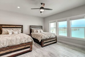 5 bedrooms, iron/ironing board, free WiFi, bed sheets