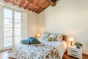 2 chambres, fer et planche à repasser, Wi-Fi gratuit, draps fournis