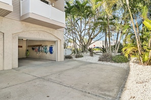 Property grounds - Terrace Condo 6 · 3 Balconies · 300 Yds Beach (Holmes Beach)