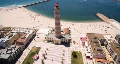 Apartment 'T2 Near the Beach' with Shared Terrace and Wi-Fi