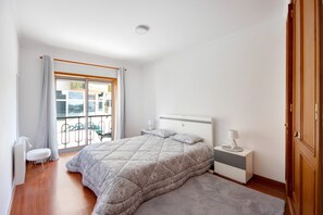 2 Schlafzimmer, Bügeleisen/Bügelbrett, kostenloses WLAN, Bettwäsche