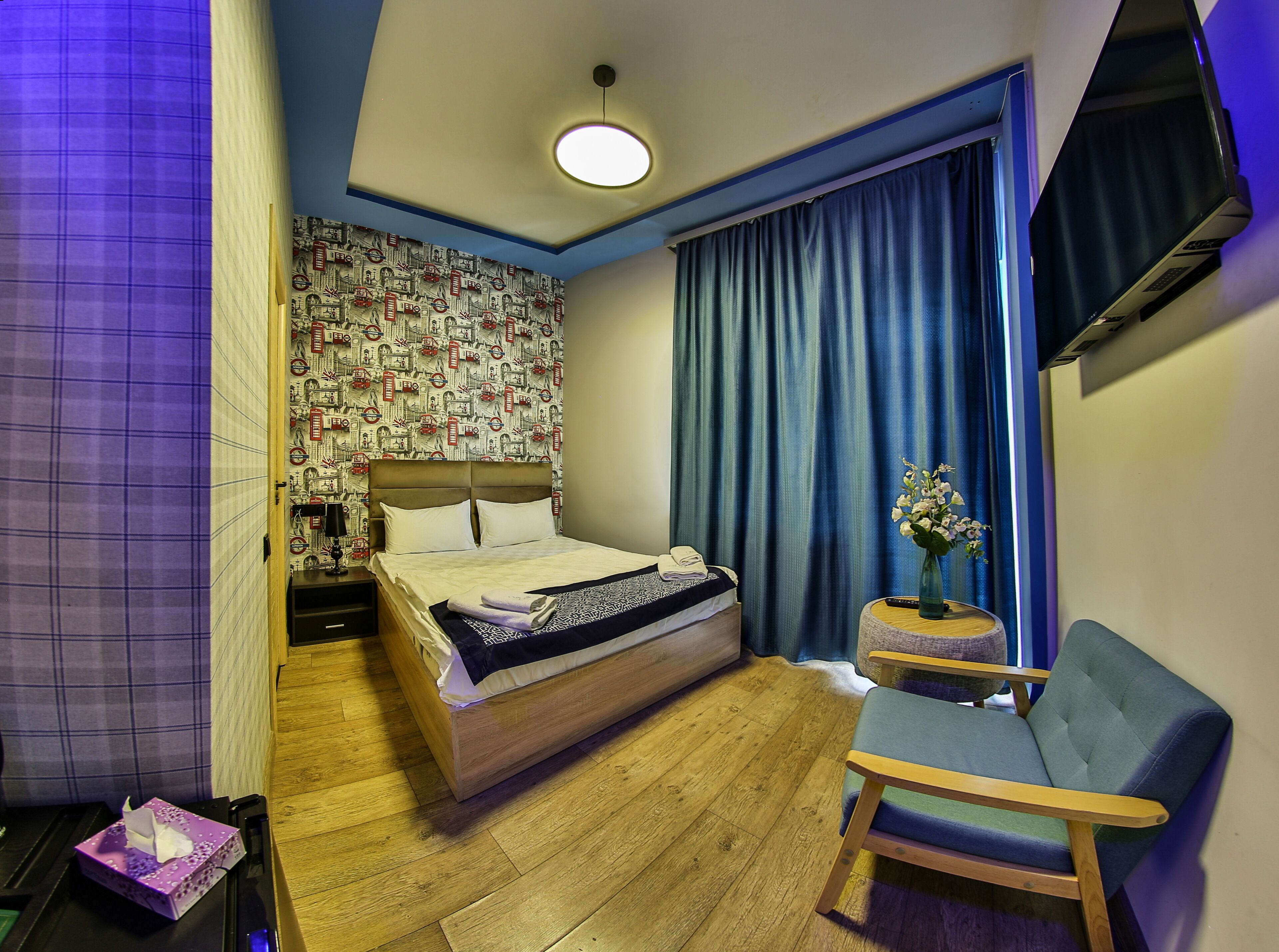 Phòng đôi | Nệm Tempur-Pedic, trang trí khác biệt 