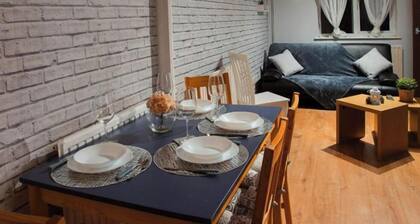 City Centre Long Term Stay Available!