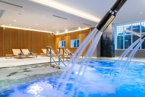 双人护理室、桑拿、湿蒸房、按摩服务