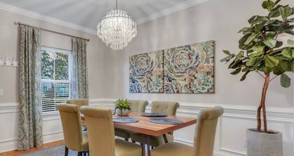 Luxury Group Retreat. Kid and Pet Friendly
