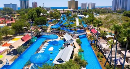 Renovated Home Near Beach and Shopping