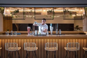 Bar (on property) - Malena Hotel and Suites - Adults Only by Omilos Hotels (Malevizi)