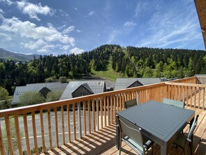 Outdoor dining - Duplex T4 résidence les Étoiles du Sud (Le Lioran)