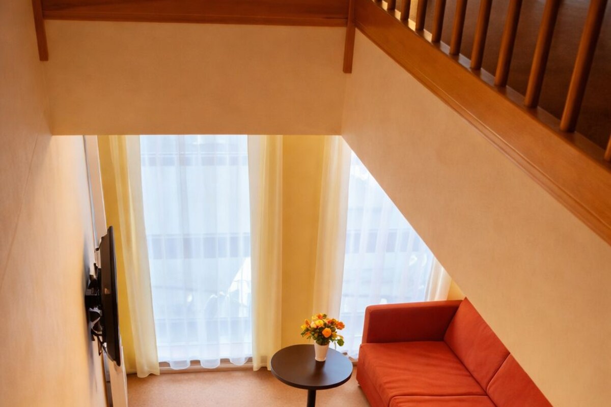 Studio Suite | Minibar, laptop workspace, WiFi (free), bed sheets