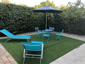 Terrace/patio - Maison Entièrement Clôturée à 2mn en Voiture de la Plage (Saint-Florent)