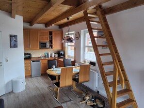 تناول الطعام