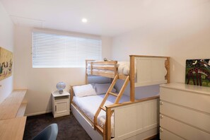 4 chambres, fer et planche Ă repasser, Wi-Fi, draps fournis