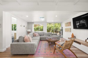 TV, fireplace, books, offices