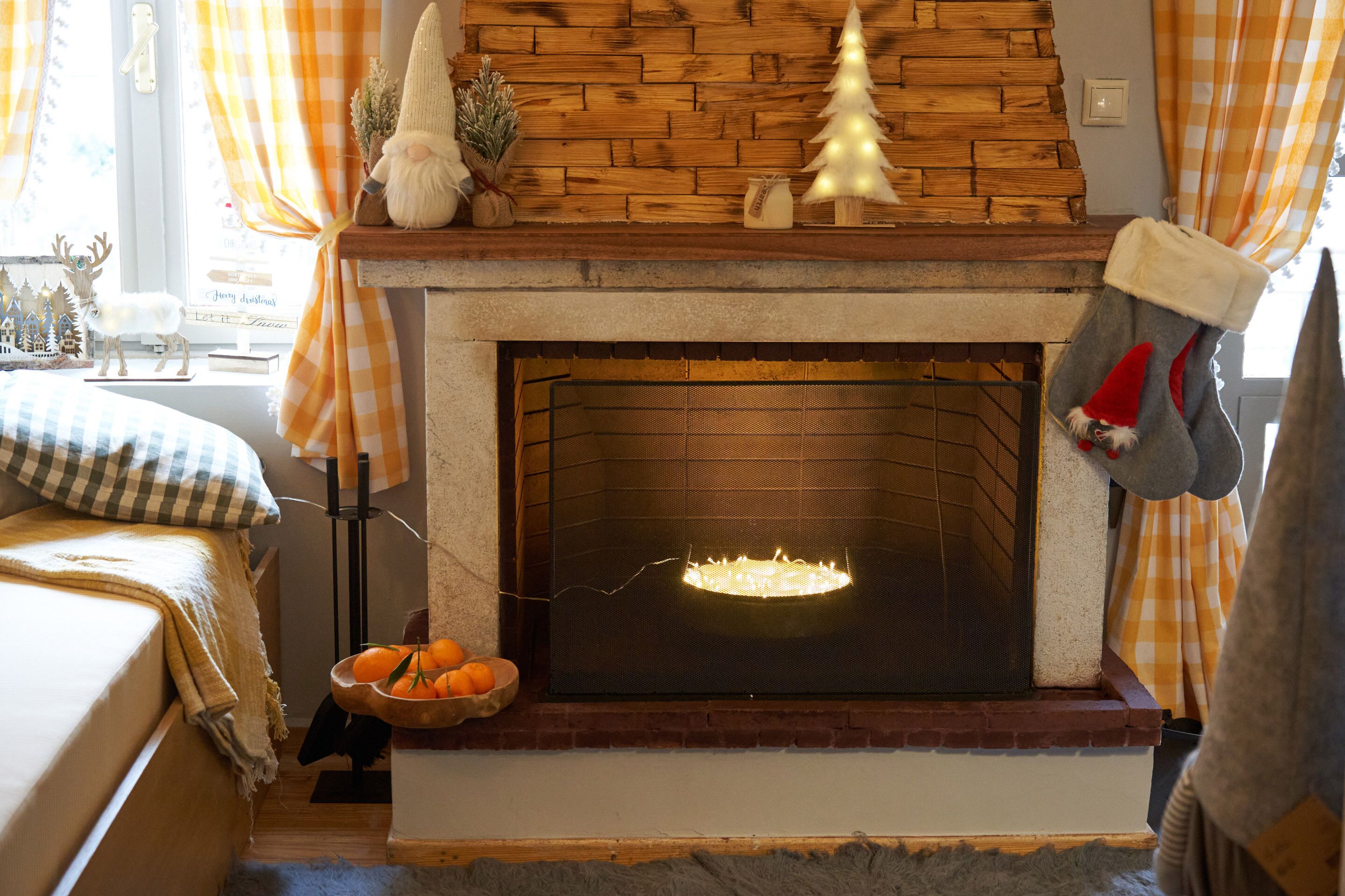 3 bedrooms, iron/ironing board, WiFi (free), bed sheets