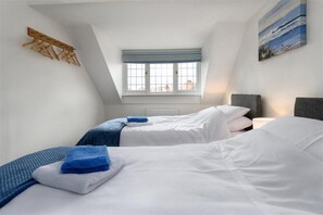 3 camere, ferro/asse da stiro, Wi-Fi gratuito, lenzuola
