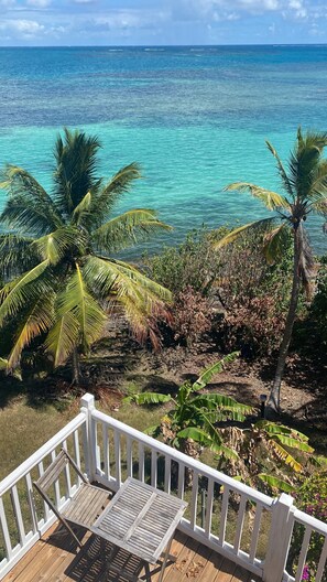 Property grounds - Un Petit Coin de Paradis, Avec une vue sur mer de 360 Degré (Le francois)