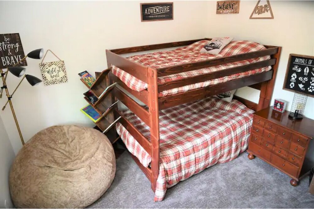 Mustang Mountain Retreat in Bison Ridge! Show Low Vrbo