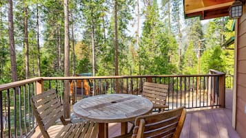 House, Multiple Beds, Hot Tub, Mountain View | Balcony view