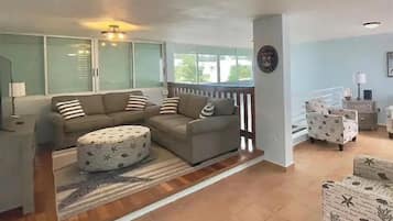 Smart TV, videojuegos, libros