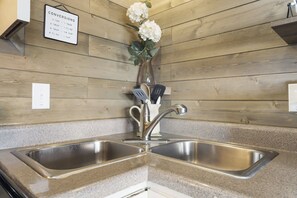 Condo, 1 King Bed with Sofa bed, Fireplace (Summer Wind) | Private kitchen | Coffee/tea maker - Summer Wind - Private Balcony, Nature Views (Branson West)