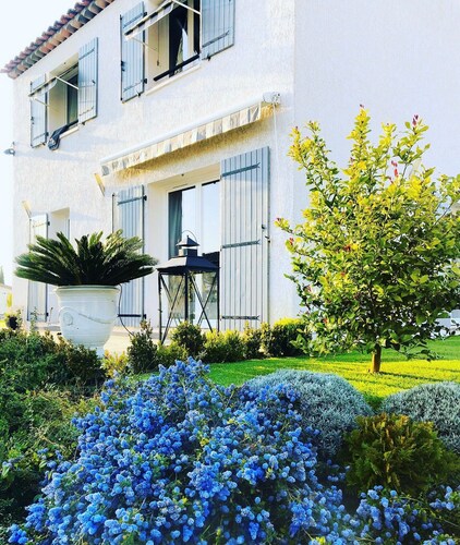 Séjour Magnifique Dans le Var: Chambre Colby . Mettez Vous au Vert