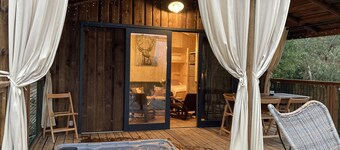 Cabane Insolite et Nature Avec Jacuzzi et Piscine Prés Carcassonne Occitanie