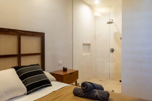 3 bedrooms, desk, free WiFi, bed sheets - 3 Bedroom Apartment in Tulum (Tulum)