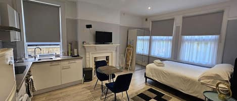 1 habitación, wifi gratis y ropa de cama
