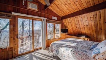 Cabin, nhiều giường, sân hiên, quang cảnh núi (Cozy Bear at Bent Tree) | 3 phòng ngủ, trang trí khác biệt