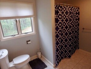 Een haardroger, zeep