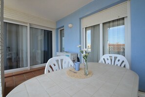 Outdoor dining - ESPIGÓN PONIENTE 7 - Two Bedroom Apartment, Sleeps 5 (Punta del moral)