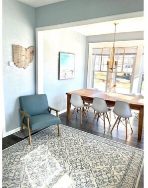 Interior - Port Clinton Lake House Getaway (Port Clinton)