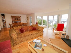 Living area - Strandview (Coleraine)