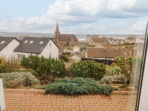 Property grounds - Strandview (Coleraine)
