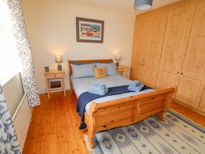 4 bedrooms, individually decorated, individually furnished, free WiFi - Strandview (Coleraine)