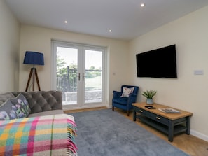 Cottage | 2 bedrooms, individually decorated, individually furnished, free WiFi