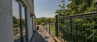 How Hill Farm Cottage