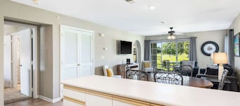 Golf View Escape - Holiday Hills Branson - Golf - Outdoor Pools